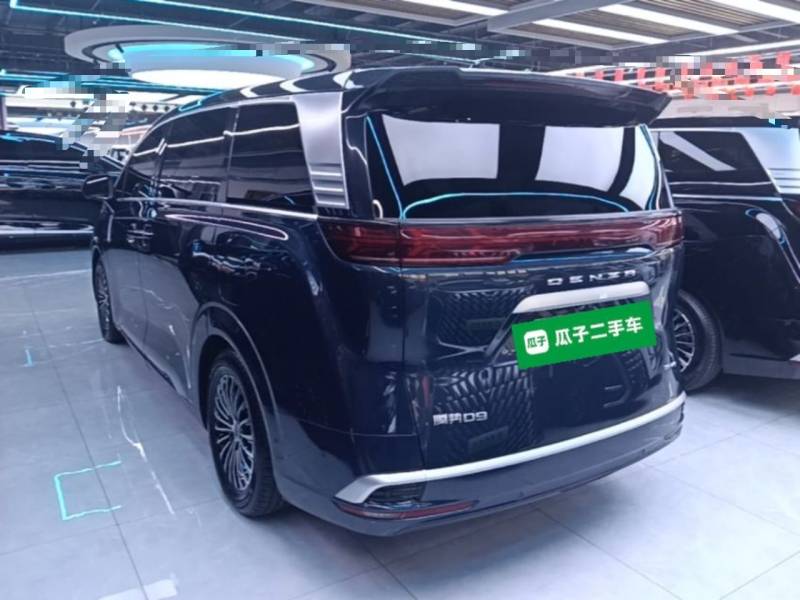 Used Denza D9 2022 DM-i 970 Four-Wheel Drive Flagship Model — 4