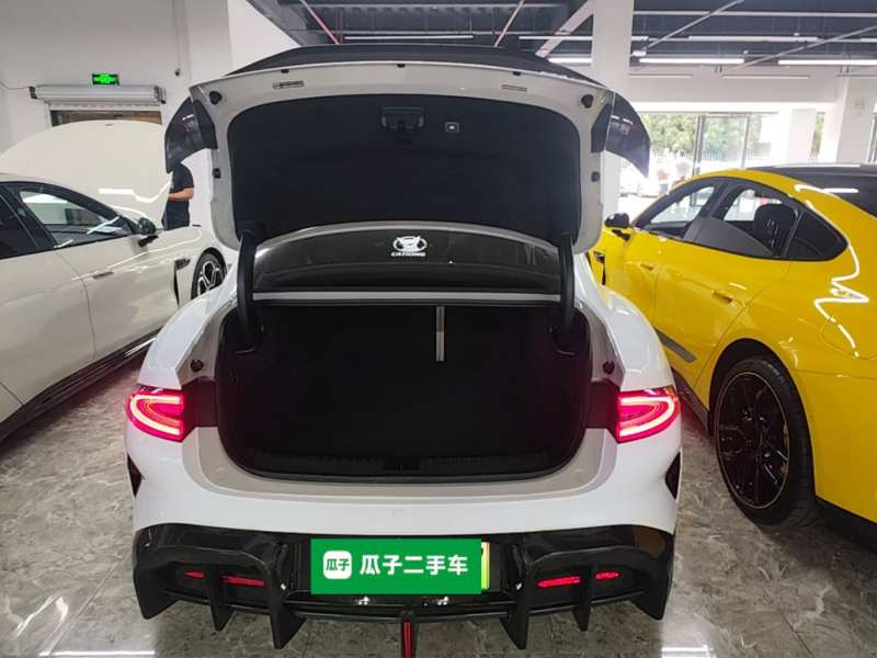 Used Xiaomi Auto SU7 2024 Four-Wheel Drive Ultra-Long Range Advanced Intelligent Driving Max Edition — 18