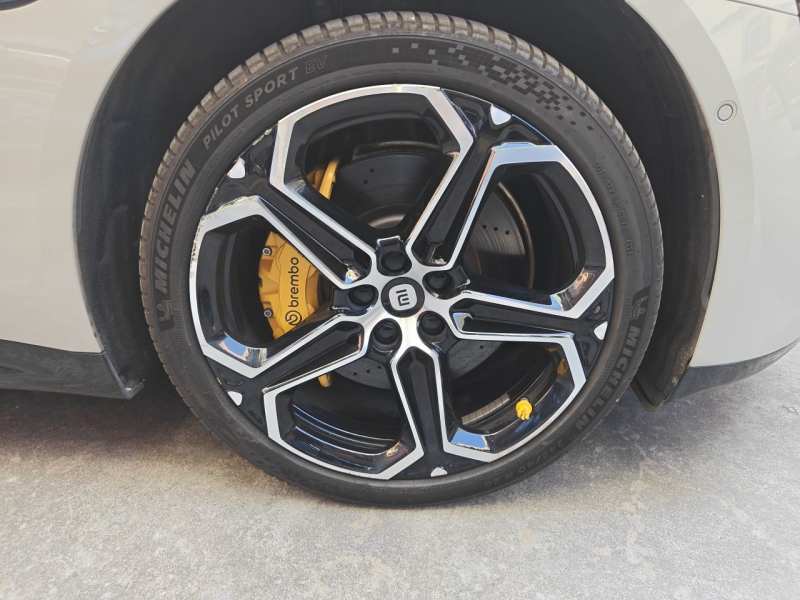 Used Xiaomi Auto SU7 2024 Four-Wheel Drive Ultra-Long Range Advanced Intelligent Driving Max Edition — 8