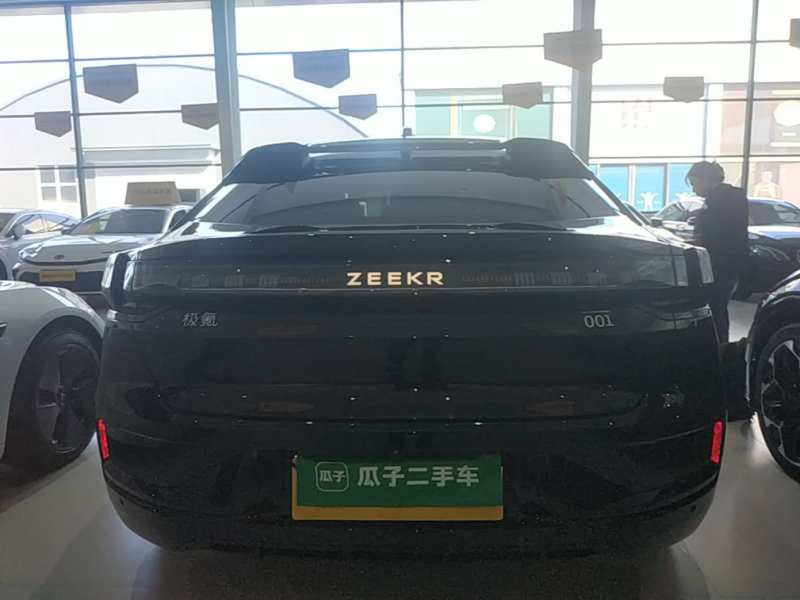 Used Zeekr 001 2023 YOU Edition 100 kWh — 5