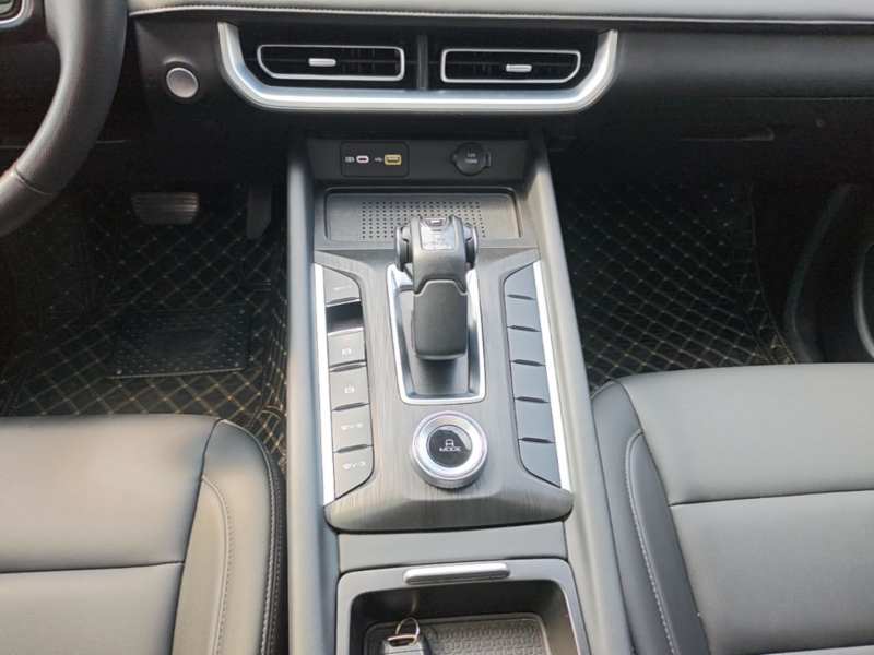 Used Great Wall Poer 2023 2.0T Passenger Version Automatic Diesel Two-Wheel Drive Comfort Trim – GW4D20M — 13