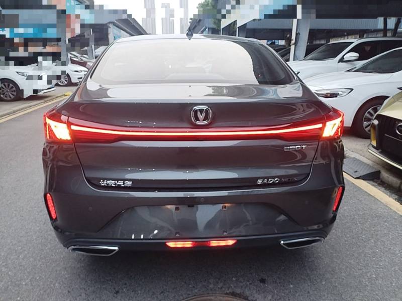 Used CHANGAN Eado 2022 PLUS Blue Whale NE 1.4T GDI DCT Prestige Edition — 5