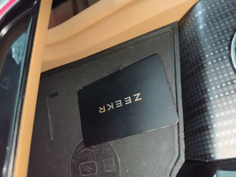 Used Zeekr 001 2023 YOU Edition 100 kWh — 8