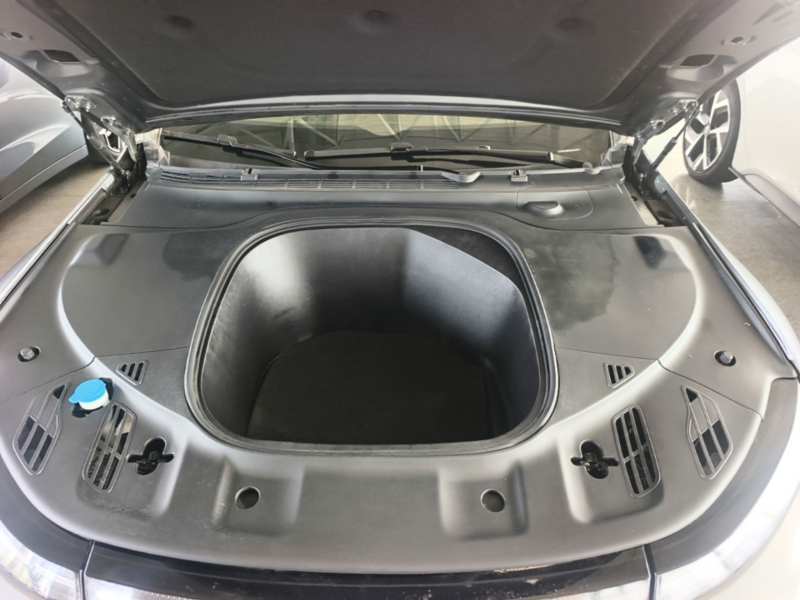 Used XPeng P7 2020 670N — 19