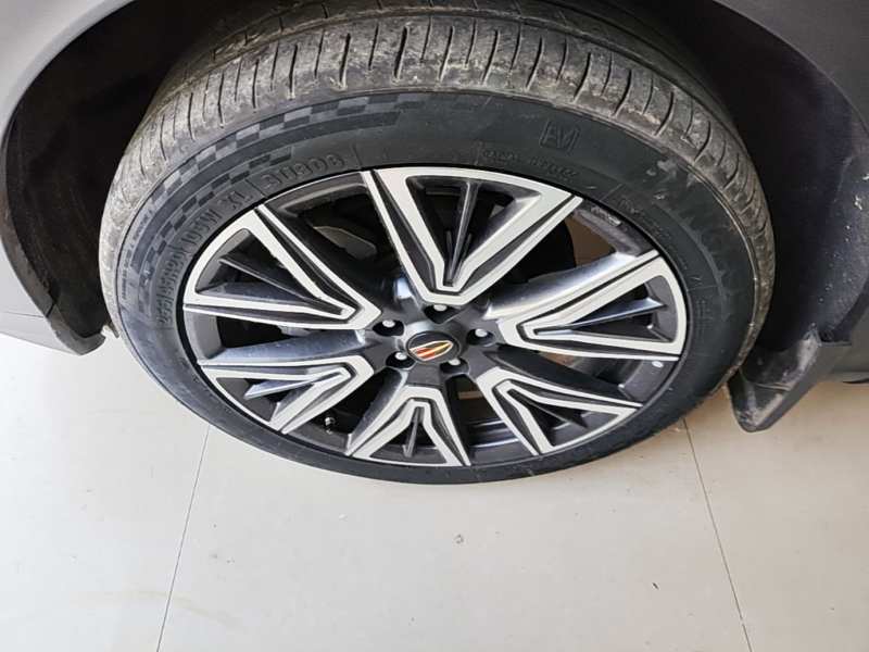 Used Hongqi HS5 2022 Facelifted Version 2.0T Smart Connect Flagship All-Wheel-Drive Edition — 22