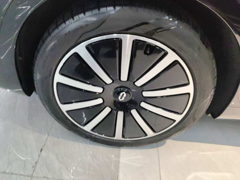 Used Hima AITO M9 2025 Extended-Range Ultra Version 52 kWh 6-Seater — 22