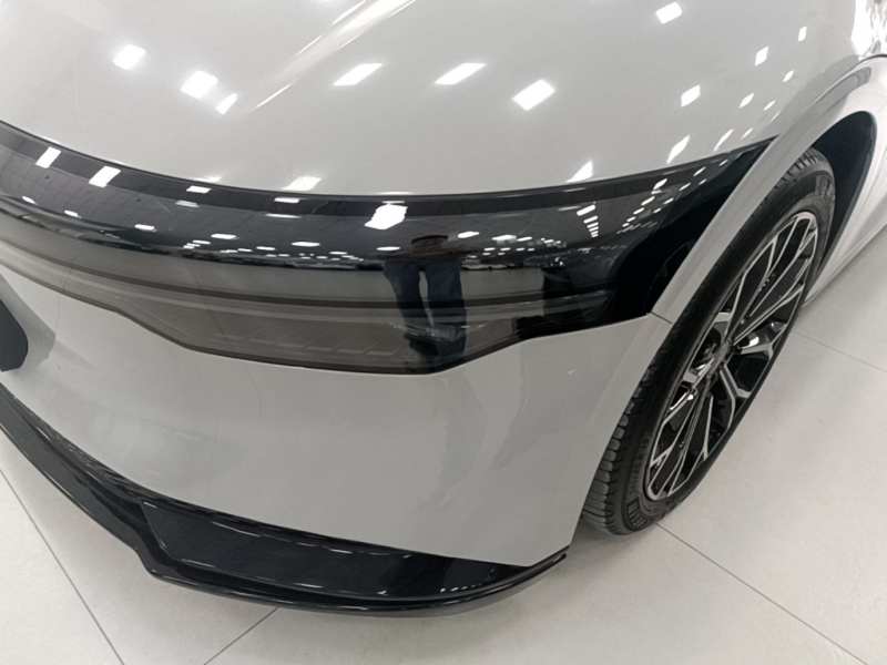 Used Zeekr 007 2025 Rear-Drive Intelligent Driving Version 75 kWh — 23