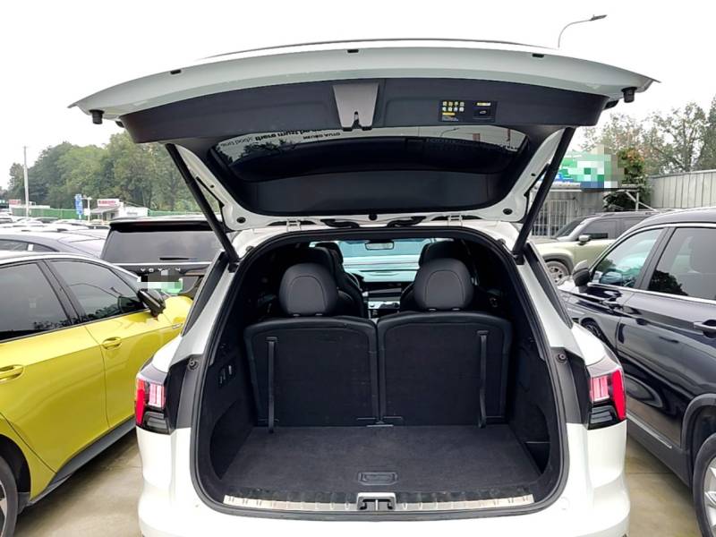Used Lynk & Co 09 EM-P 2021 2.0T PHEV Halo Six-Seater — 18