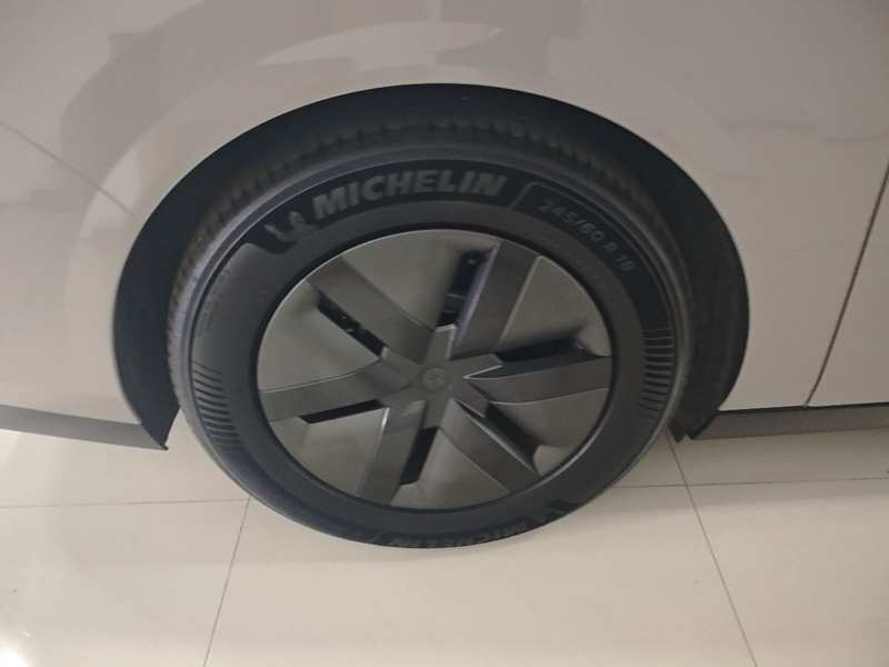 Used Li Auto MEGA 2025 Ultra Smart Refreshed Edition — 25