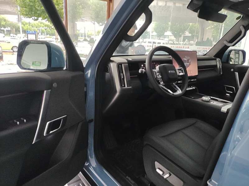 Used iCAR V27 2026 Model 210KM Two-Wheel Drive Falcon 500 — 15