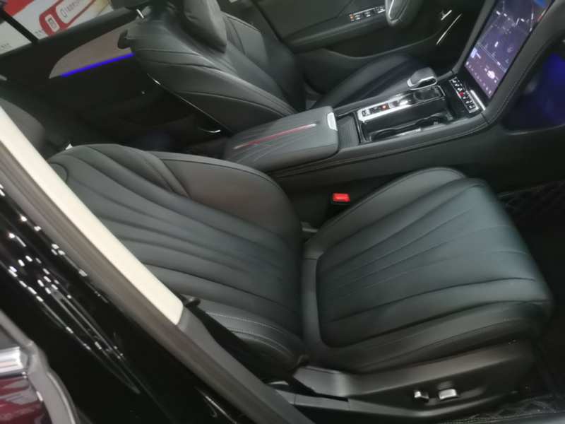 Used Hongqi H5 2025 2.0T Automatic Flag Edition – 500 000 Units Commemorative Version — 24