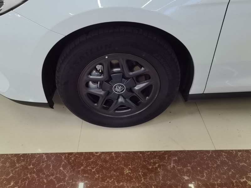 Used BYD Qin PLUS 2025 DM-i Smart Drive 55KM Leading Model — 22
