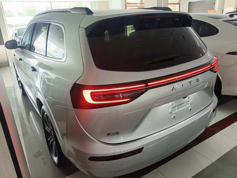 Used AITO/LUXEED/MAEXTRO/SAIC/STELATO AITO M7 2024 1.5T Intelligent Driving 4WD Ultra Version 6 Seats — 4