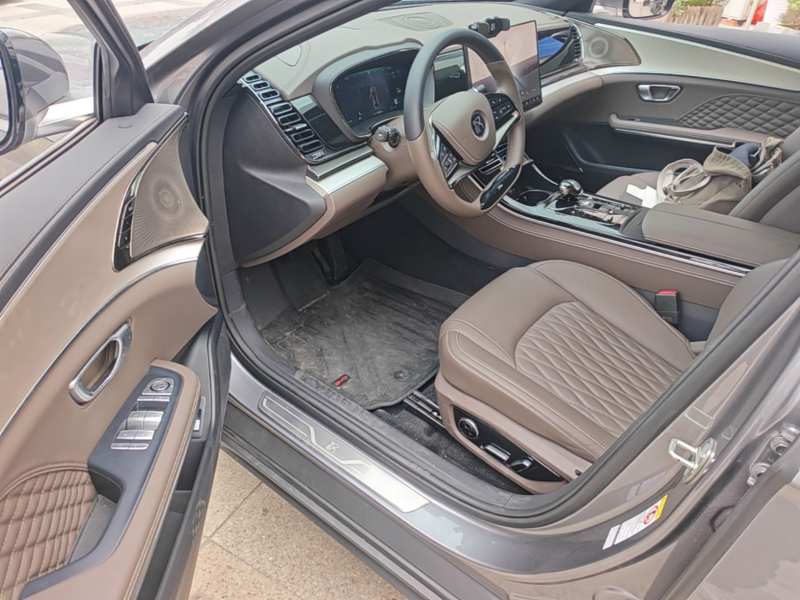 Used BYD Han 2024 DM-i Glory Edition 121KM Prestige Model – Premium — 15