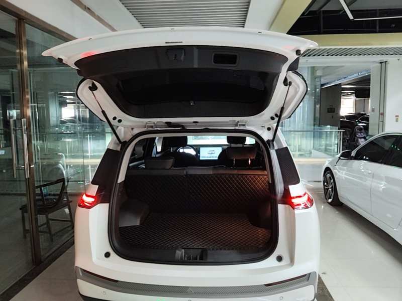 Used AION Y 2023 Plus 510 Enjoy Edition — 18