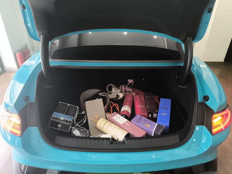 Used Xiaomi Auto SU7 2024 Rear-Drive Long-Range Intelligent Driving Version — 18