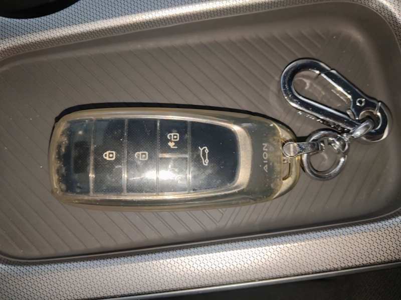 Used AION Y 2023 Younger — 8