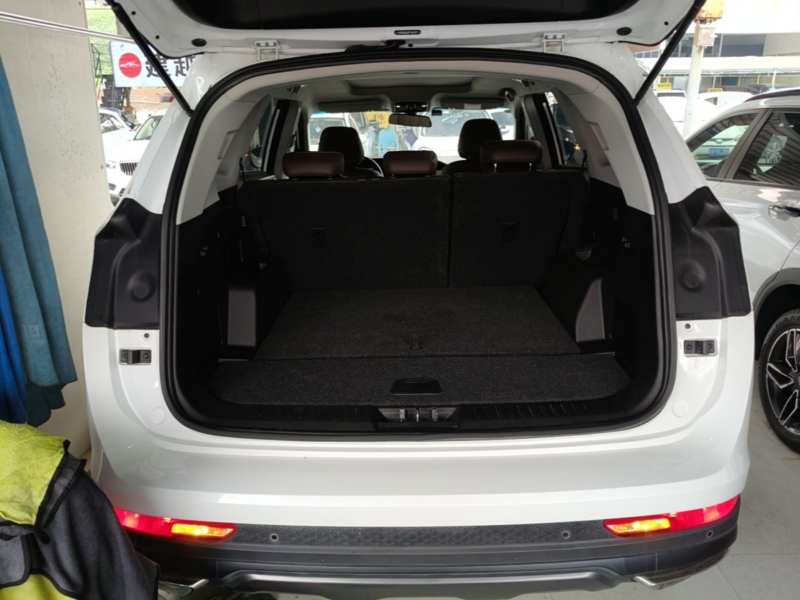 Used JETOUR X90 PLUS 2023 1.6TD DCT Flat-Platform + 5 Seats — 19