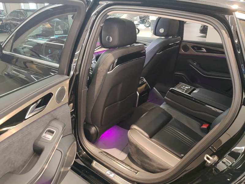 Used Hongqi H9 2021 2.5T Executive Version — 18