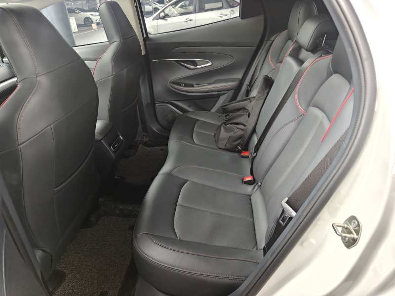 Used CHANGAN UNI-T 2020 1.5T Prestige Version — 16
