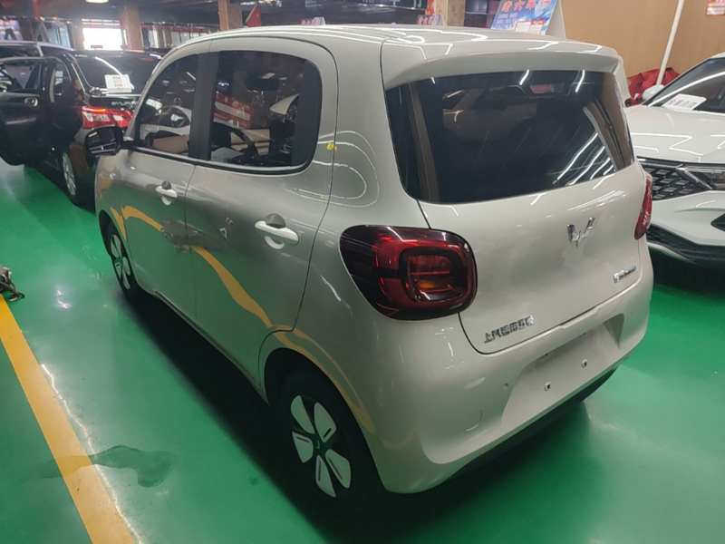 Used Wuling Hongguang MINIEV 2025 Four-Door Version Advanced Edition — 4