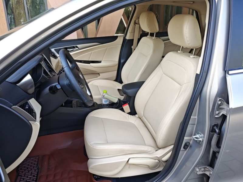 Used CHANGAN Eado 2016 1.6L Manual Fashion Edition — 14