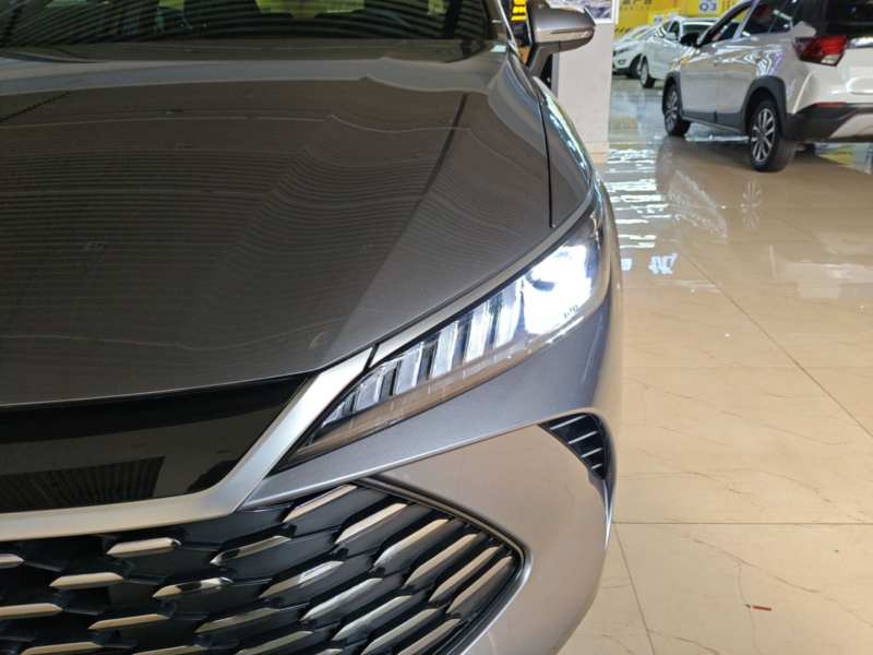 Used BYD Qin PLUS 2025 DM-i Smart Drive 55KM Leading Model — 23