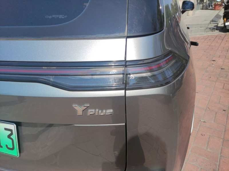 Used AION Y 2023 Younger Star Edition — 7