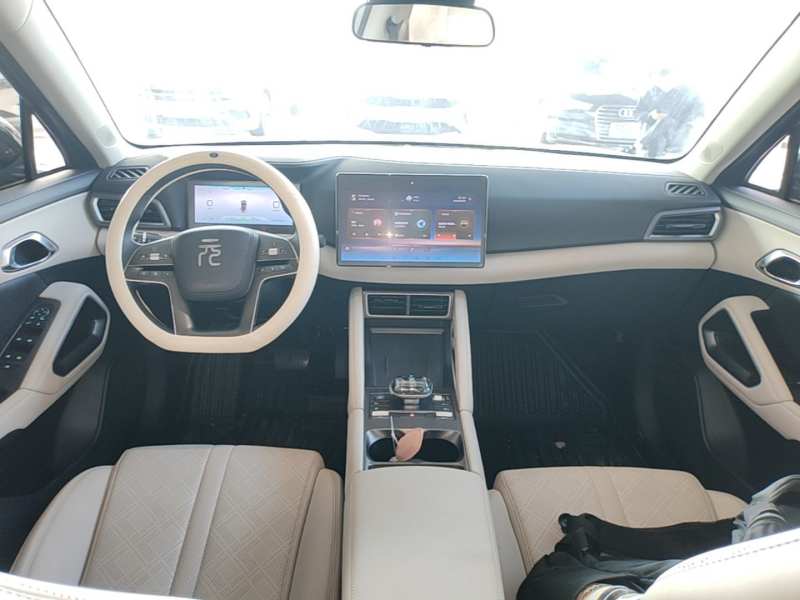 Used BYD Yuan UP 2024 401 km Active Version — 9