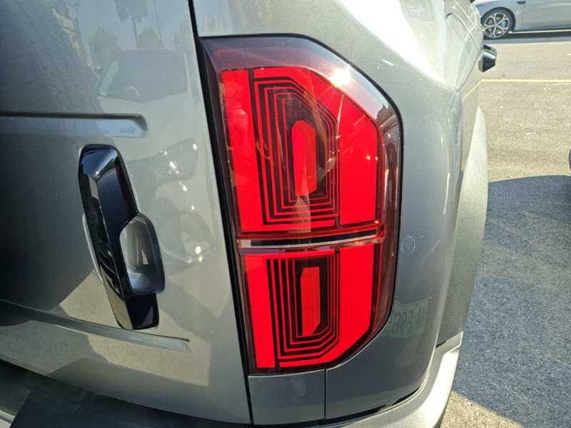 Used Formula Leopard 5 2023 Navigator Edition — 7
