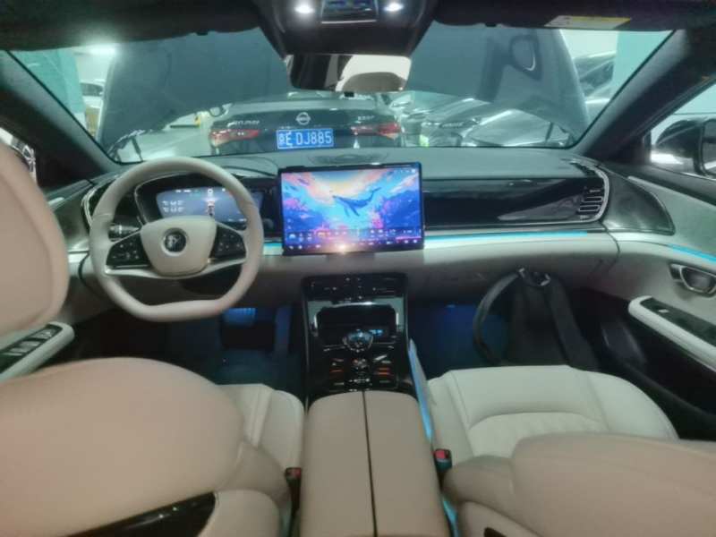 Used BYD Han 2025 EV Intelligent Driving Edition 605KM Prestige Model — 9