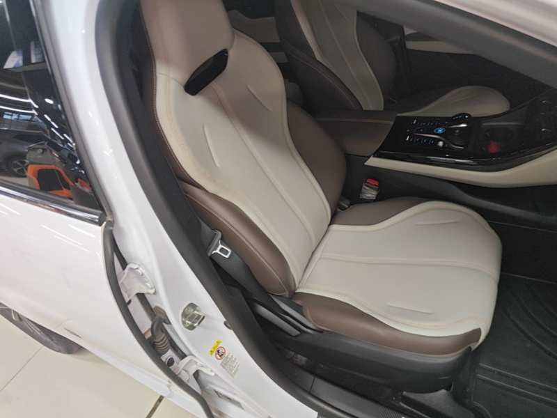 Used BYD Qin PLUS 2024 HONOR Edition DM-i 55KM Leading Model — 24