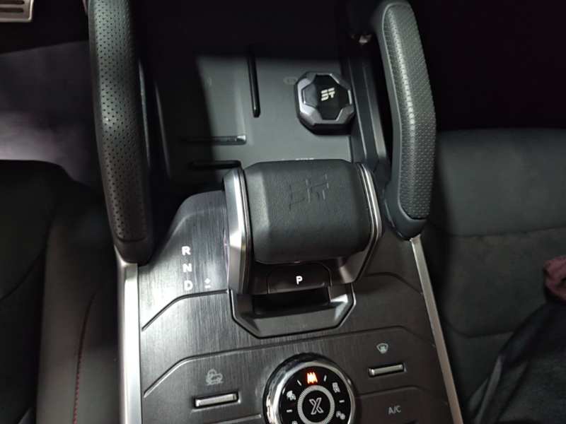 Used JETOUR Traveler 2023 2.0T All-Wheel-Drive CrossPRO — 13