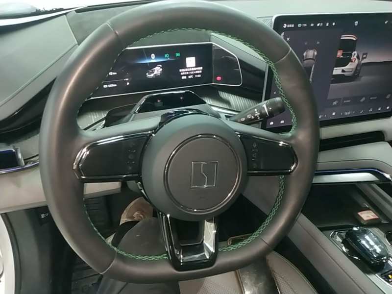 Used Zeekr 001 2023 WE Edition 100 kWh — 10