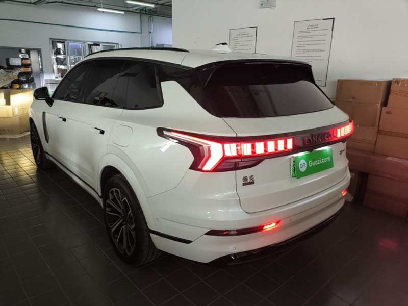 Used Lynk & Co 09 EM-P 2023 2.0TD EM-P Long-Range Version PM 7-Seater — 4