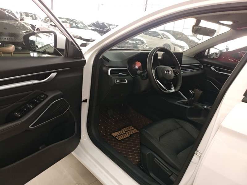 Used Geely Auto Emgrand 2022 4th Generation 1.5L Manual Luxury Model — 15