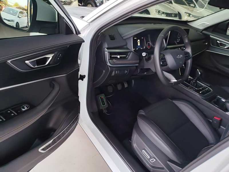 Used Chery Tiggo 8 2025 Excellence Edition 230 TCI Manual Comfort Version 7 Seats — 16