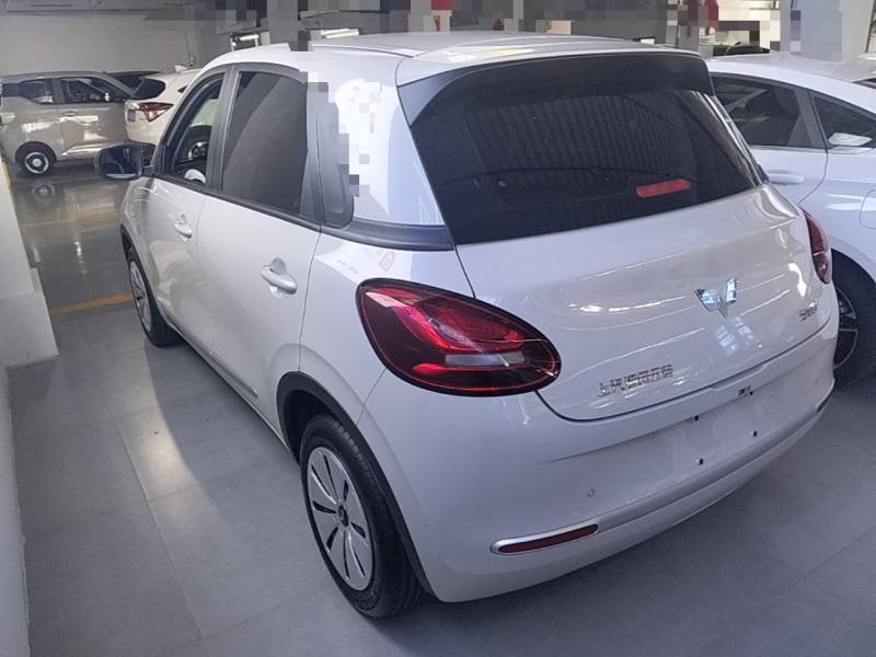 Used Wuling Bingo 2024 203km Light Edition — 4