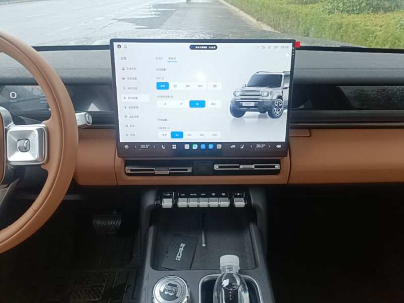 Used iCAR V27 2026 Model 200KM Four-Wheel Drive Falcon 500 — 12