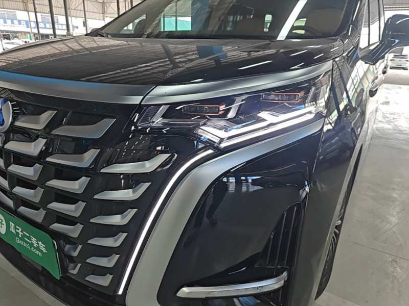 Used Denza D9 2025 DM-i Intelligent Drive 1020 Four-Wheel Drive Prestige Model — 23