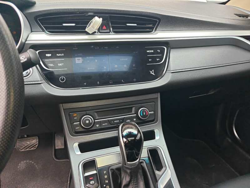 Used Geely Auto Emgrand 2018 1.5L CVT Upward Connect Edition — 12