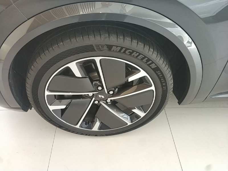 Used Li Auto L8 2025 Max Smart Refresh Edition — 22