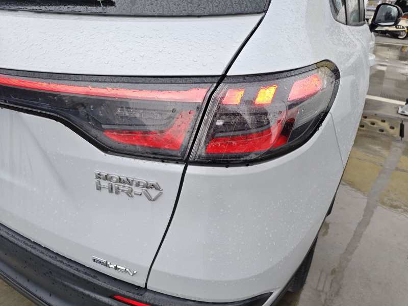Used Honda HR-V 2023 2.0L eHEV Dynamic Smart Edition — 7