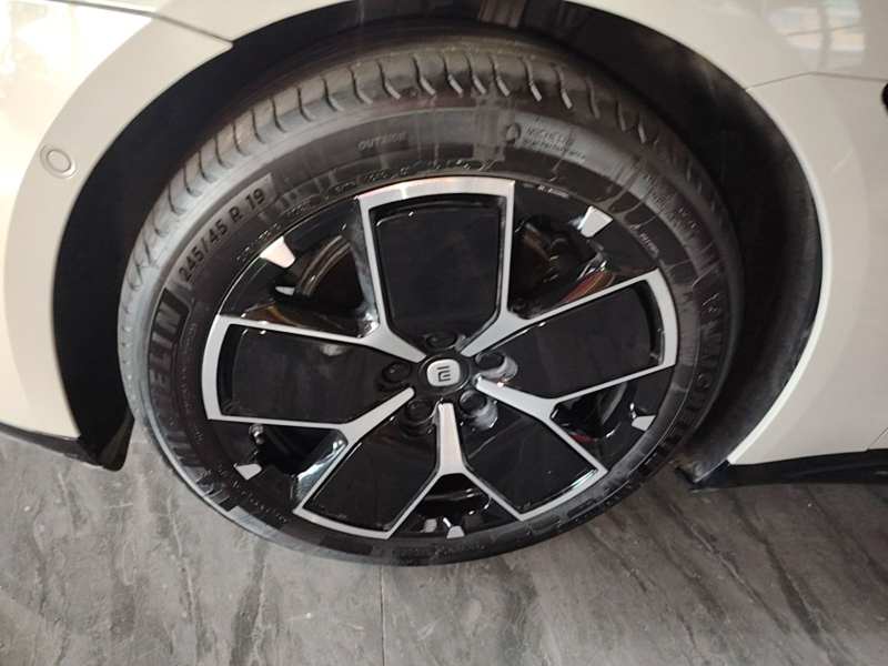 Used Xiaomi Auto SU7 2024 Rear-Drive Ultra-Long Range Advanced Pro-Level Intelligent Driving Version — 22