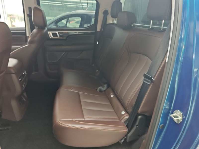Used Foton Mars 2023 Mars 9 2.0T Diesel Automatic 4×4 Standard-Wheel Luxury Edition — 16