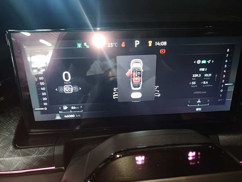 Used Lynk & Co 09 2021 2.0T Halo Six-Seater — 11