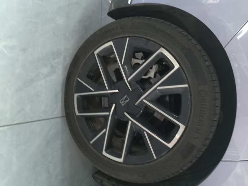 Used Avatr 06 2025 Ultra Pure Electric Edition — 25