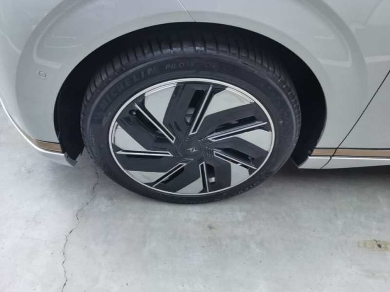 Used Dongfeng eπ eπ008 2025 210 Ultra Range-Extended Version 5 Seats — 22