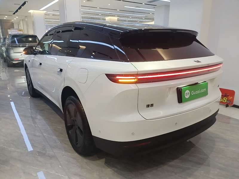 Used Li Auto i6 2025 Model Two-Wheel-Drive Standard Type — 4
