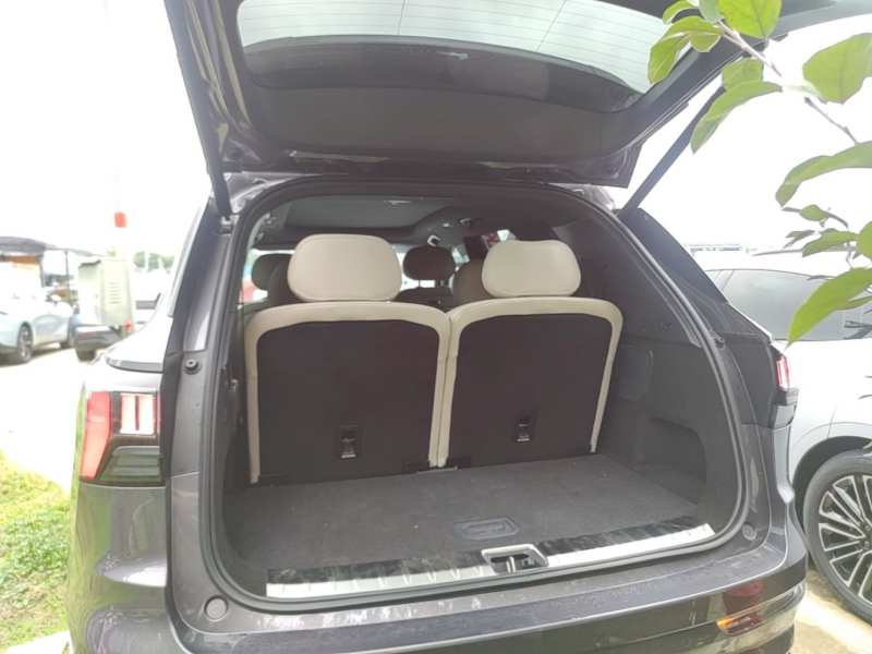 Used Lynk & Co 09 EM-P 2024 2.0TD EM-P Four-Wheel Drive HALO Six-Seater — 18